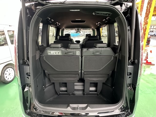 ステップワゴン(ホンダ)新車見本展示無 9