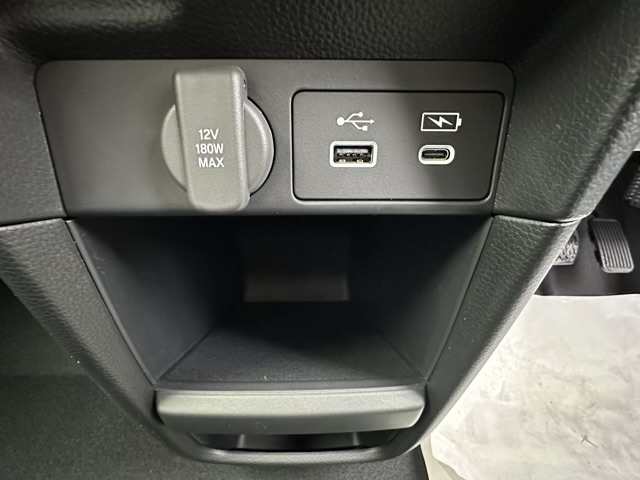 ステップワゴン(ホンダ)新車見本展示無 17
