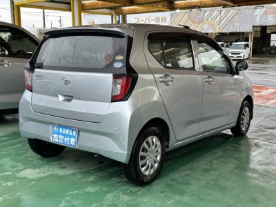 ミライースのOEM(ダイハツ)中古車 内外装写真他２
