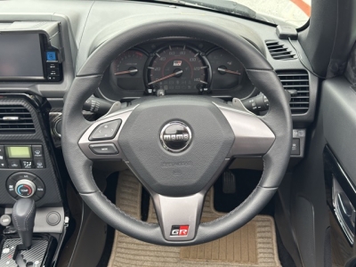 コペンのOEM(ダイハツ)中古車 後席から見た前席