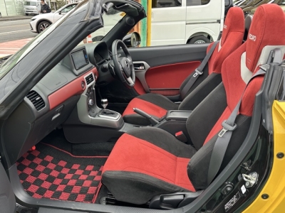 コペン(ダイハツ)中古車 前席内装