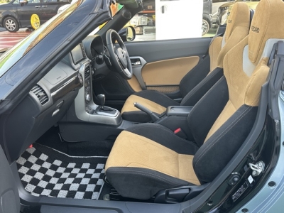 コペン(ダイハツ)中古車 前席内装