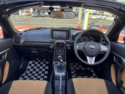 コペン(ダイハツ)中古車 後席内装