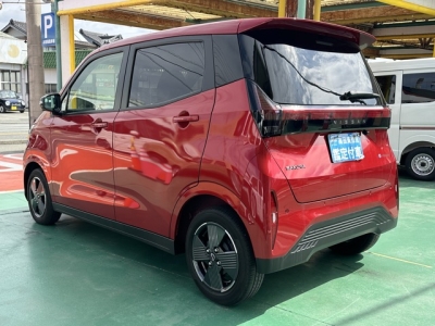 サクラ(ニッサン)中古車 後方