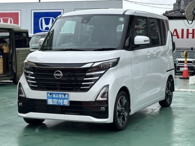 新型ルークス(ニッサン)ディーラ-試乗車 前方