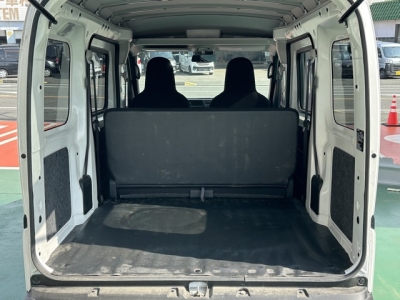 ハイゼットカーゴのOEM(ダイハツ)中古車 内外装写真他１