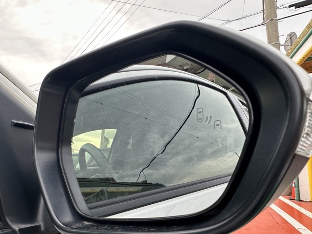 ヤリス(トヨタ)中古車 12