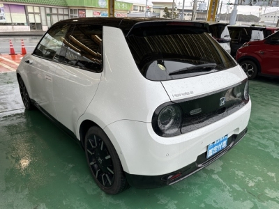HONDA e(ホンダ)中古車 後方