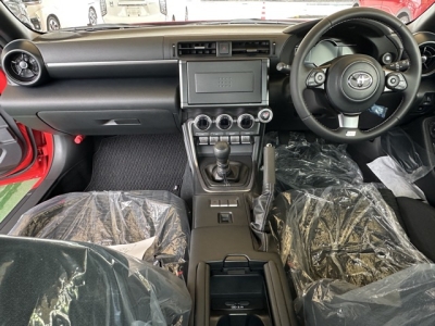 GR86(トヨタ)登録済未使用車 後席から見た前席
