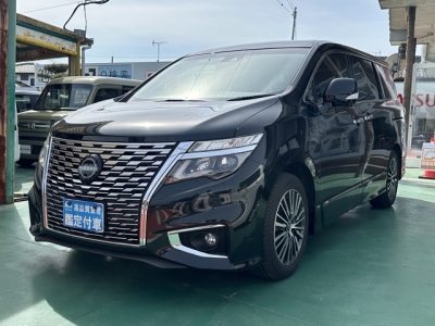 エルグランド(ニッサン)中古車 前方