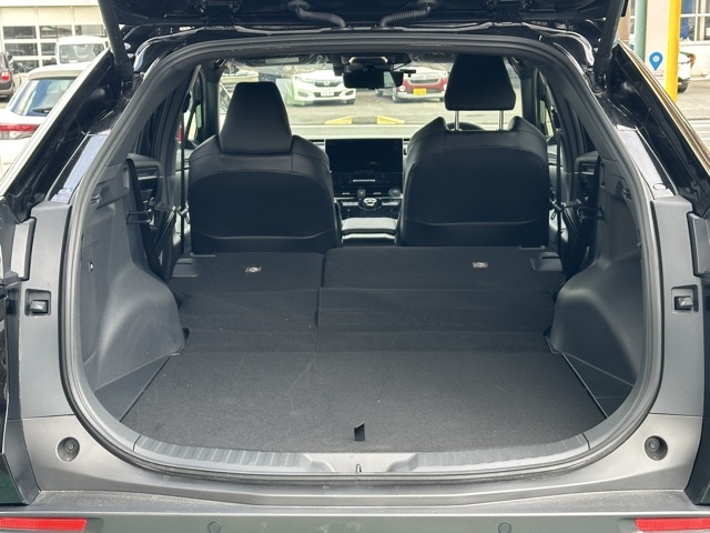 bZ4X(トヨタ)中古車 9