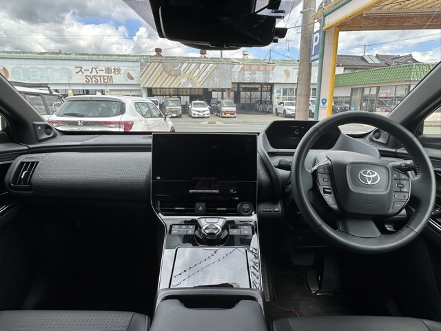 bZ4X(トヨタ)中古車 5