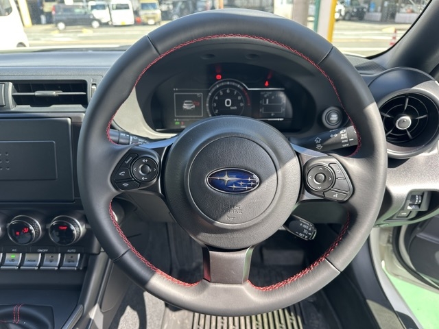 GR86(トヨタ)中古車 12