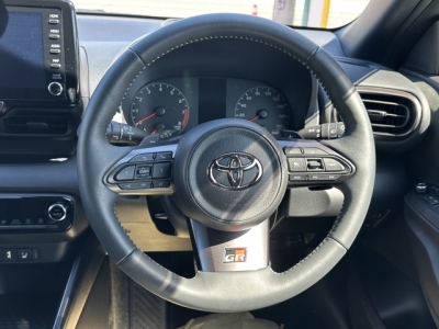 GRヤリス(トヨタ)中古車 内外装写真