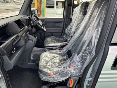 N-VAN(ホンダ)届出済未使用車 前席内装