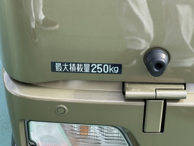 アトレー(ダイハツ)届出済未使用車 内外装写真他２