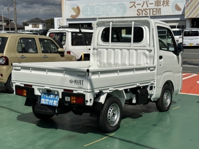 ハイゼットトラック(ダイハツ)届出済未使用車 内外装写真他１