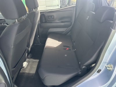 サクラ(ニッサン)中古車 後席内装