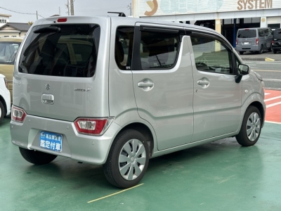 ワゴンR(スズキ)中古車 内外装写真他２