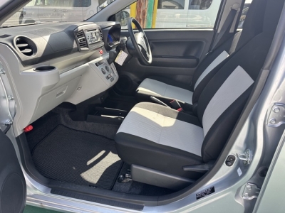 ミライース(ダイハツ)中古車 前席内装