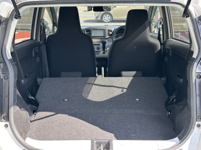 ミライースのOEM(ダイハツ)中古車 内外装写真他２
