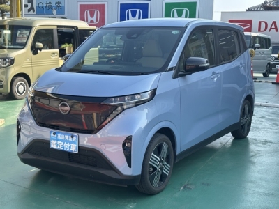 サクラ(ニッサン)中古車 前方