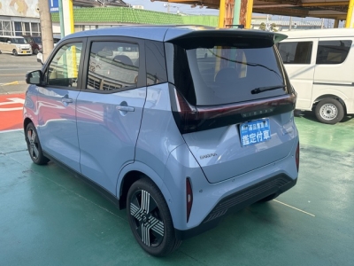サクラ(ニッサン)中古車 後方
