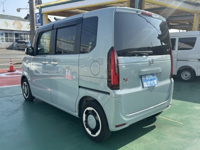 新型N-BOX(ホンダ)中古車 後方