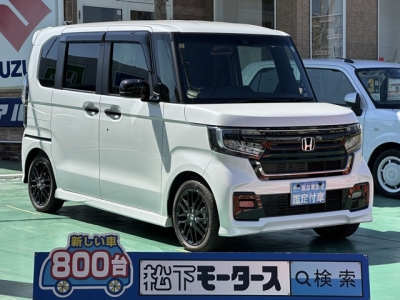N-BOXカスタム(ホンダ)中古車 全体