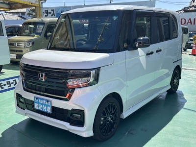 N-BOXカスタム(ホンダ)中古車 前方