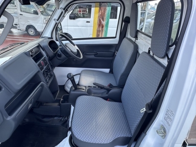 キャリートラック(スズキ)中古車 前席内装