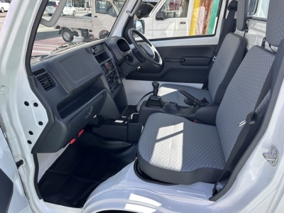 スクラムトラック(マツダ)届出済未使用車 前席内装