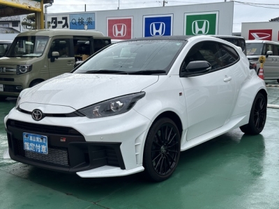GRヤリス(トヨタ)中古車 前方