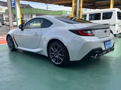 BRZ(スバル)中古車 後方