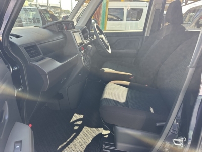 ルーミー(トヨタ)中古車 前席内装