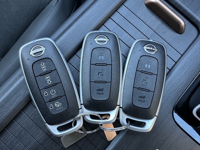 アリア(ニッサン)中古車 27