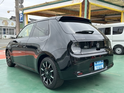 HONDA e(ホンダ)中古車 後方