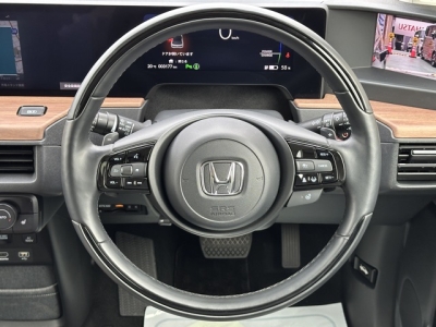 HONDA e(ホンダ)中古車 内外装写真