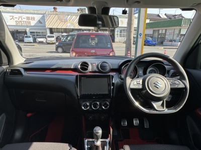 スイフトスポーツ(スズキ)中古車 内外装写真他