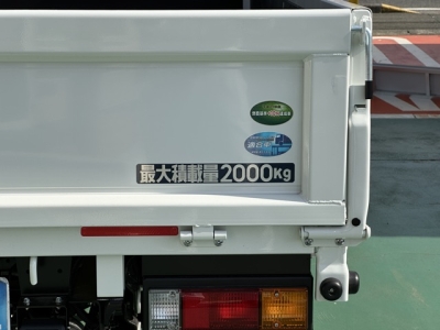 キャンター(三菱)レンタ登録済未使用車 内外装写真他１
