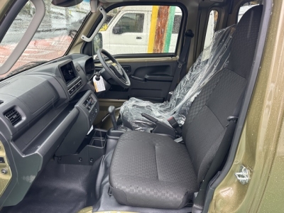 ハイゼットトラック(ダイハツ)届出済未使用車 前席内装
