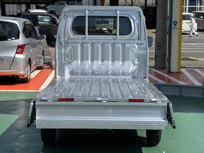 ハイゼットトラック(ダイハツ)届出済未使用車 内外装写真他