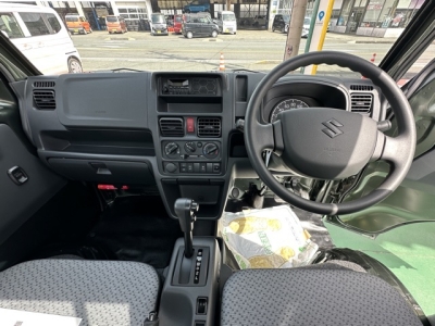 キャリートラック(スズキ)中古車 後席内装