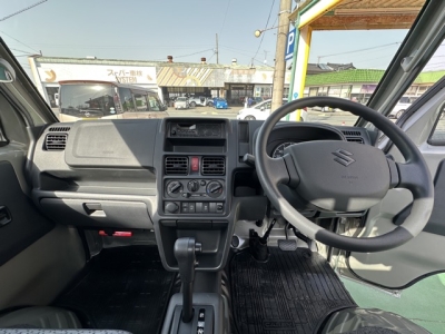 キャリートラック(スズキ)中古車 後席内装