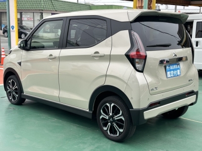 ekクロス(三菱)中古車 後方