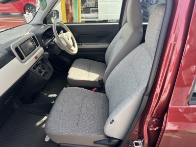 ミラトコット(ダイハツ)中古車 前席内装