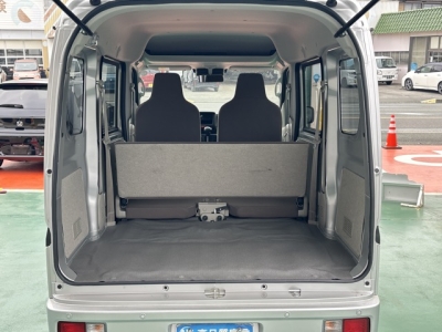 NV１００クリッパー(ニッサン)中古車 内外装写真他２