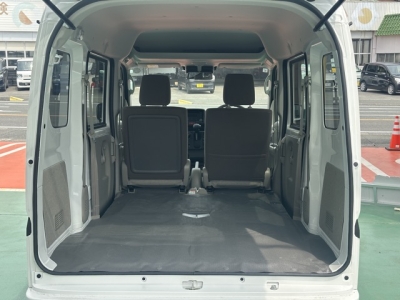 NV１００クリッパー(ニッサン)中古車 内外装写真他２