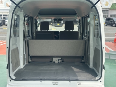NV１００クリッパー(ニッサン)中古車 内外装写真他１