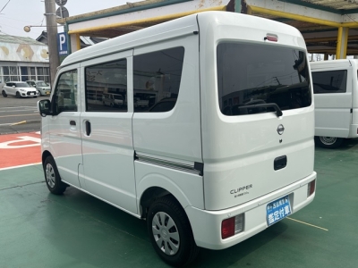 エブリイバンのOEM(スズキ)中古車 後方